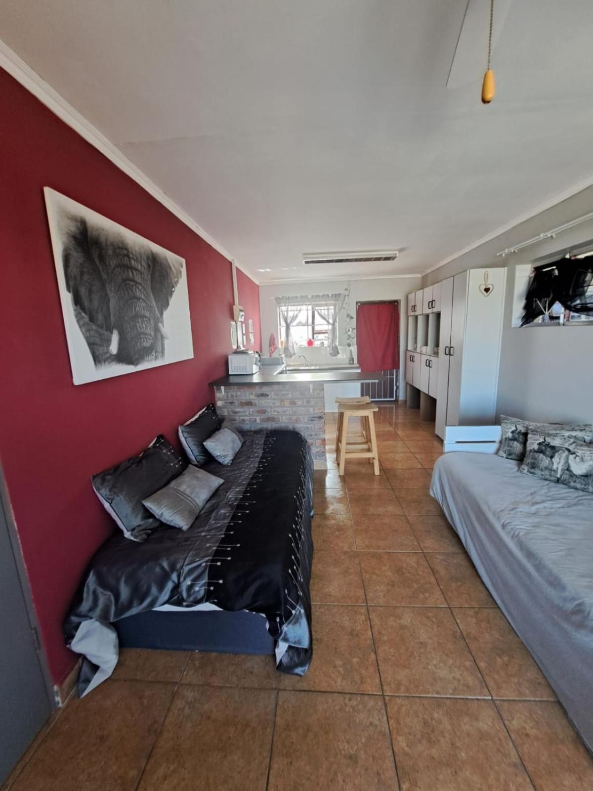 Addo'S Secret Backdoor Apartment Port Elizabeth Exterior photo